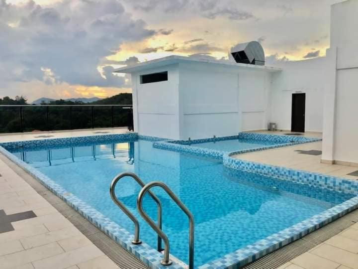 Gr Studio Apartment Kompleks Mutiara 구아 무상 외부 사진